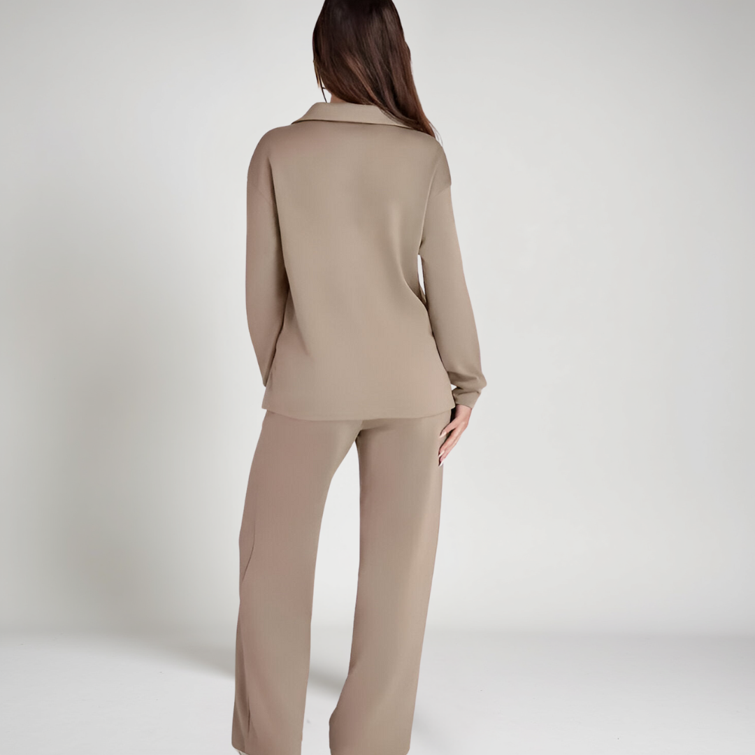 JADE | ESSENTIAL SUITE