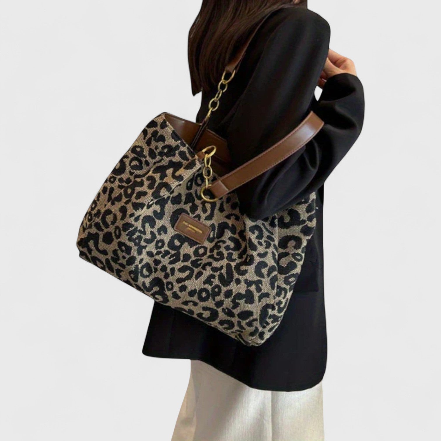 Veyra Boutique | Alizée™ Leopardväska