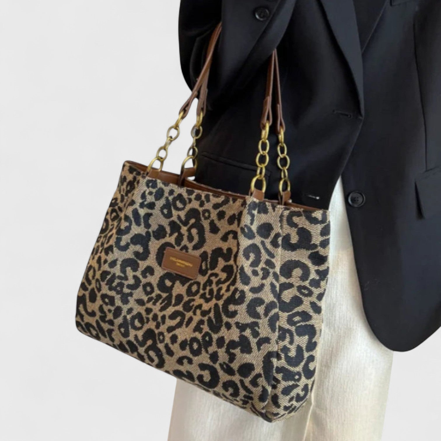 Veyra Boutique | Alizée™ Leopardväska