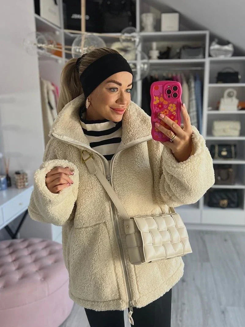 Veyra Boutique | Maelle™ Teddyjacka