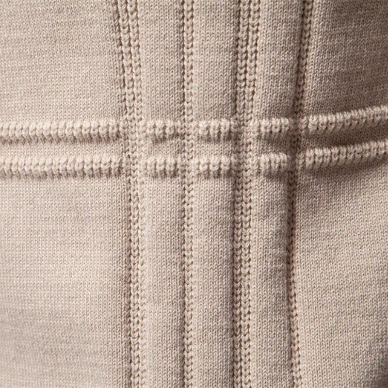 Veyra Boutique | Stilig herrtröja med rutdesign